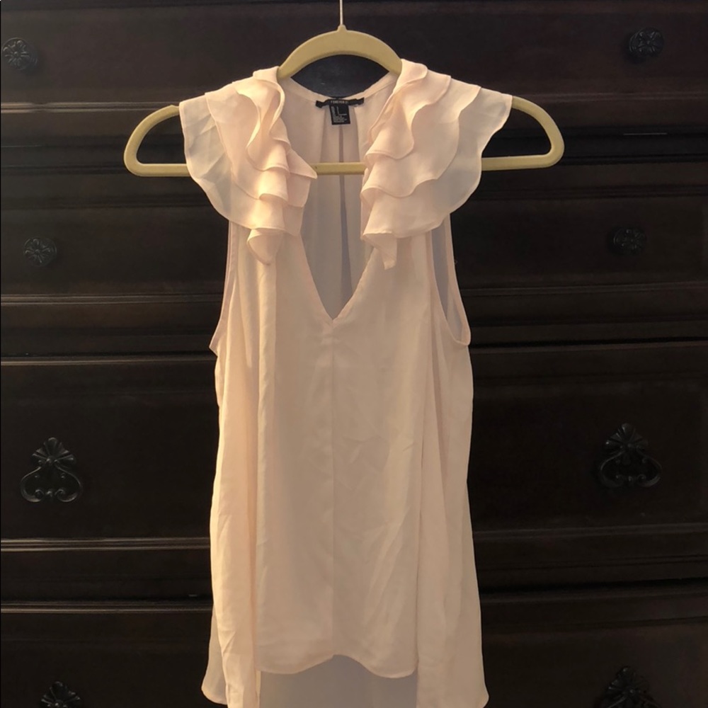 Sleeveless blouse